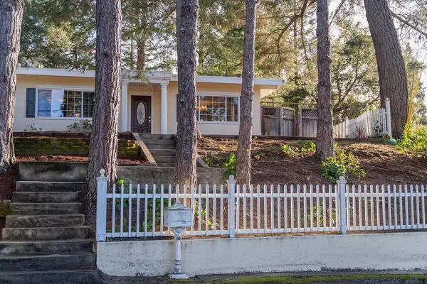 Scotts Valley, CA 95066,220 Estrella DR