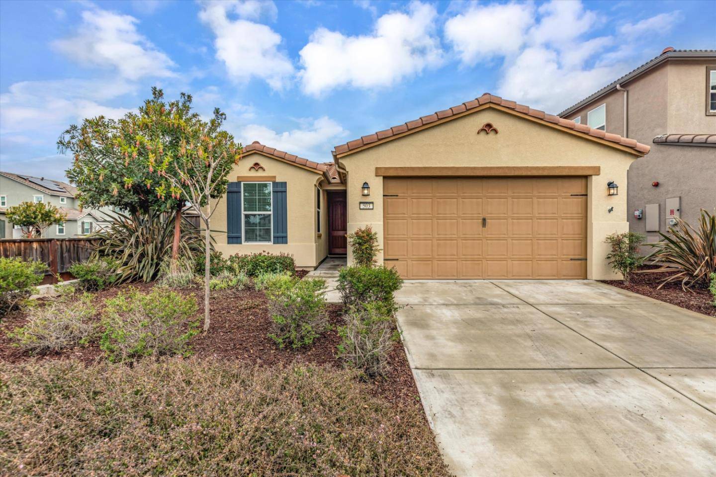 503 Cadiz DR, Hollister, CA 95023