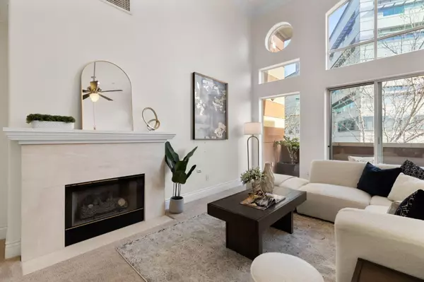 San Jose, CA 95112,130 E San Fernando ST PH22