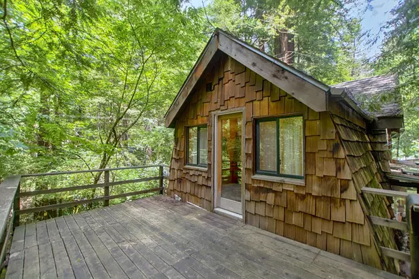 Boulder Creek, CA 95006,530 Logan Creek RD