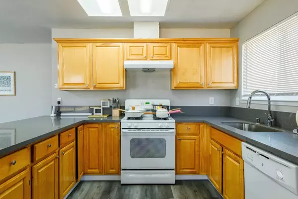 Elk Grove, CA 95624,8617 Lodestone CIR