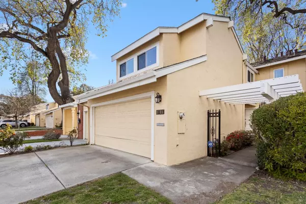 1011 Tulipan DR, San Jose, CA 95129