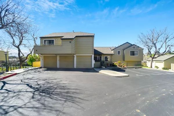 San Jose, CA 95136,3110 Heather Ridge DR