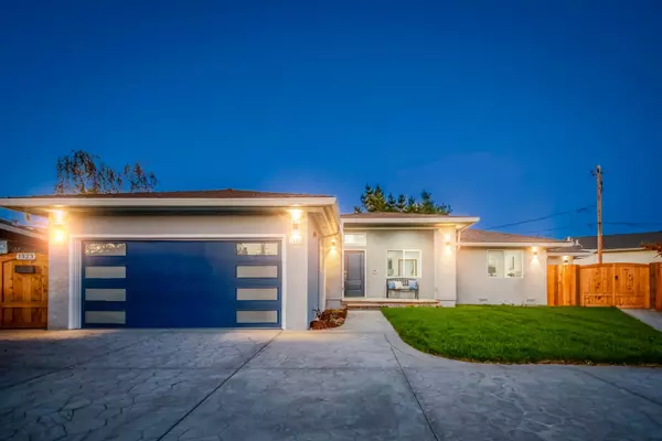 Cupertino, CA 95014,1322 Flower CT