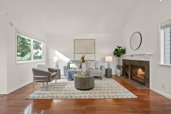 San Jose, CA 95124,4816 Lakebird PL