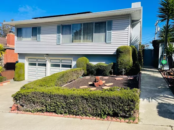 San Bruno, CA 94066,2424 Oakmont DR