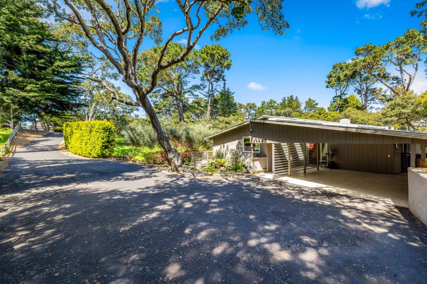 Monterey, CA 93940,1123 Alta Mesa RD