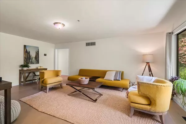 Los Gatos, CA 95033,17615 Mountain Charlie RD