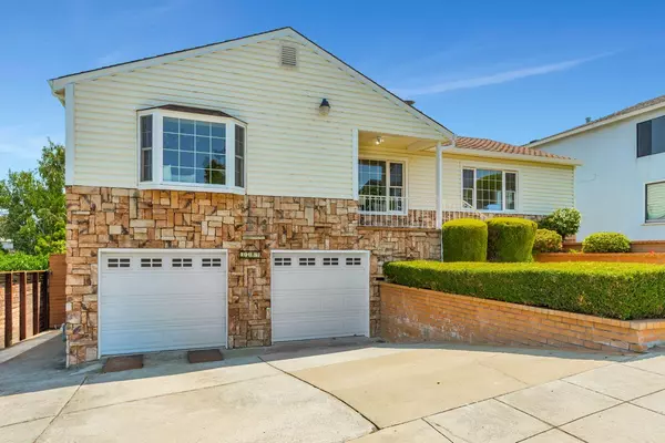 San Mateo, CA 94403,3709 Kenwood AVE