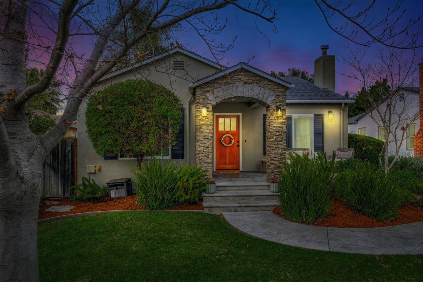San Jose, CA 95125,745 Willow Glen WAY