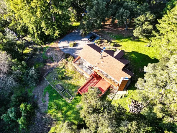 Los Gatos, CA 95033,17337 Debbie RD