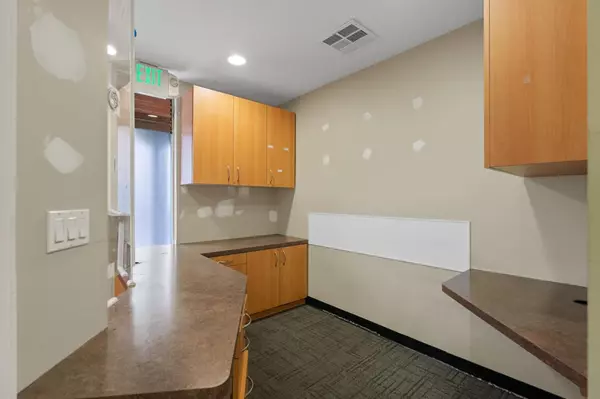 Sunnyvale, CA 94087,860 E Remington DR B
