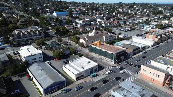 Monterey, CA 93940,591 Lighthouse AVE