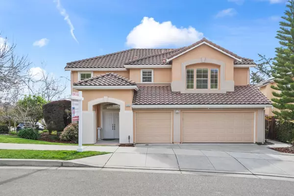 Fremont, CA 94539,41135 Canyon Heights DR