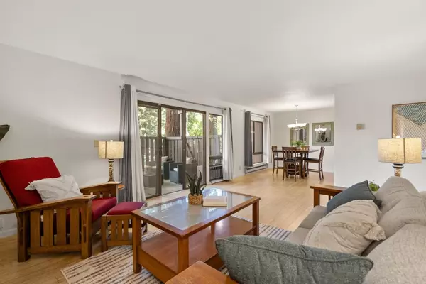 29 Pearce Mitchell PL, Stanford, CA 94305