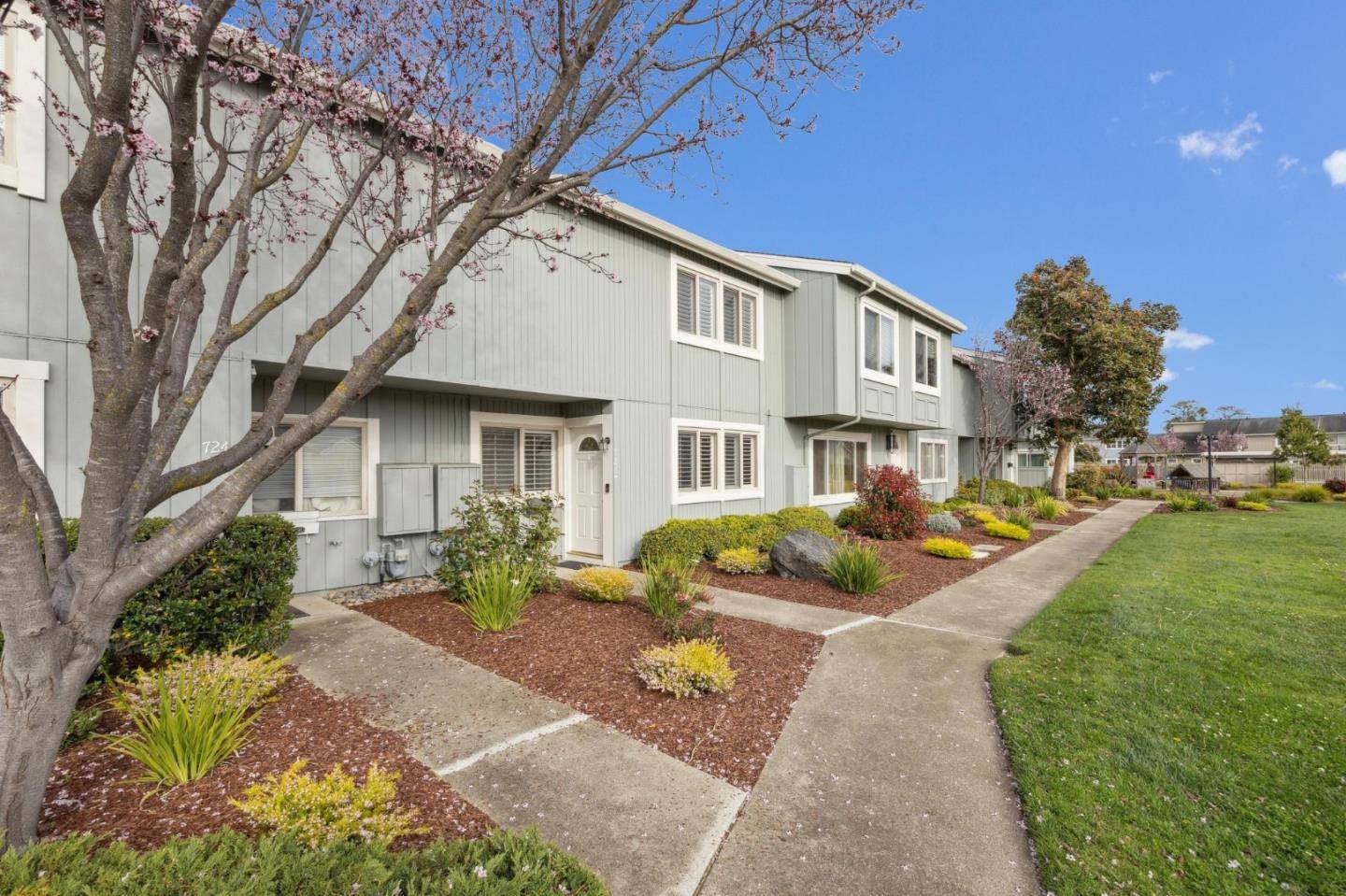 Foster City, CA 94404,726 Chebec LN