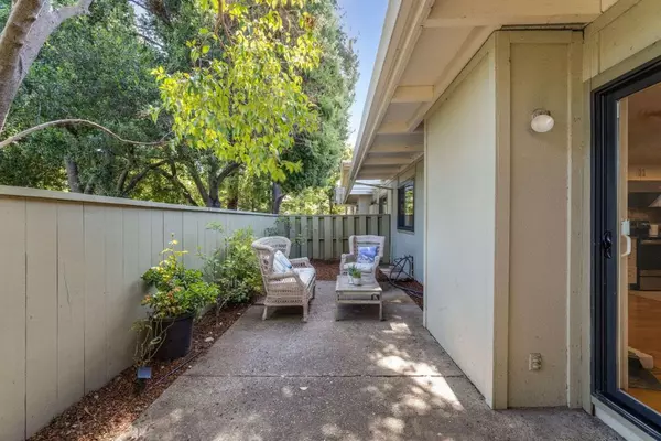 Los Altos, CA 94022,1070 Mercedes AVE 1