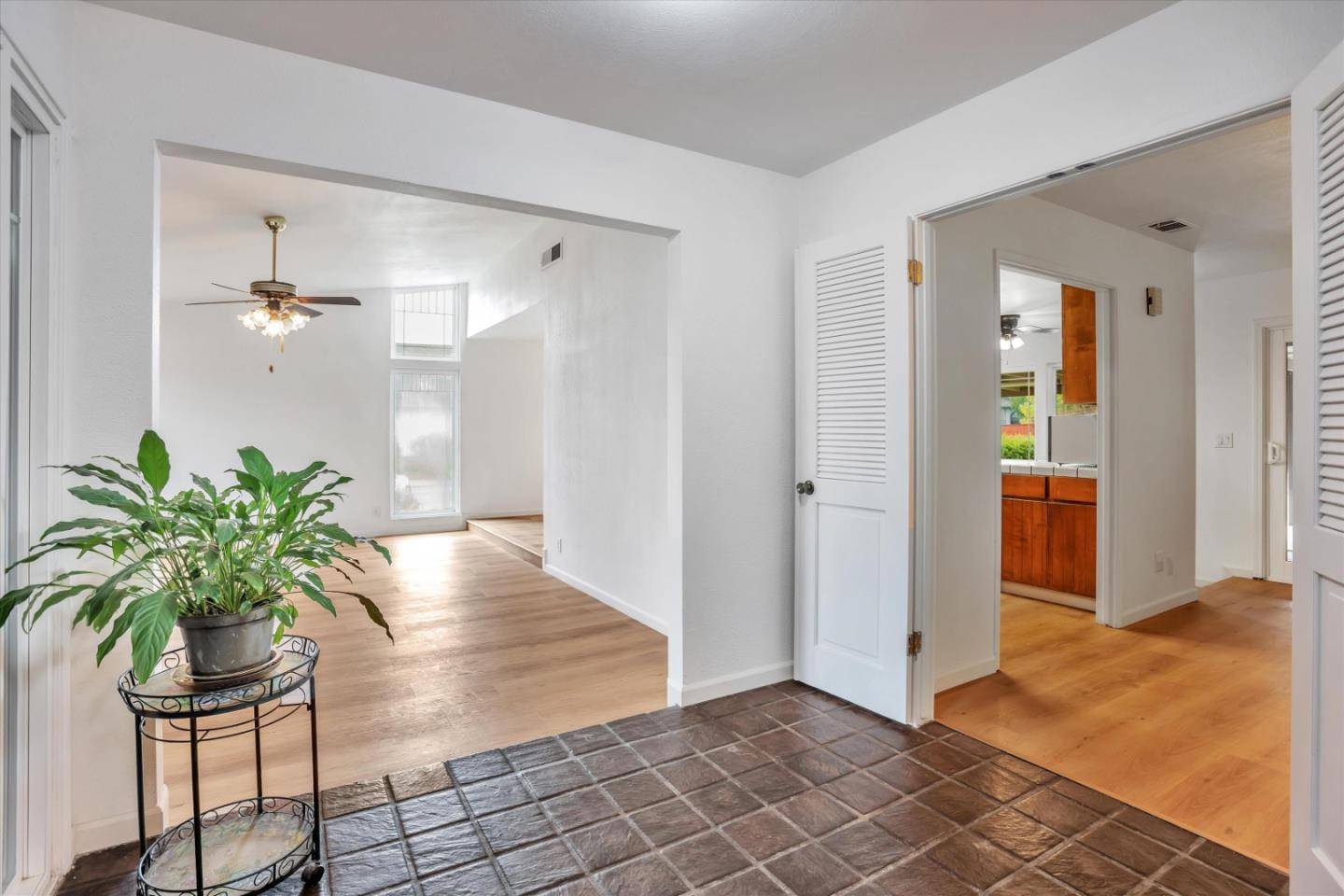 Lodi, CA 95240,1041 Miwok DR