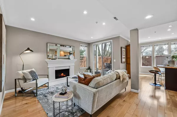 Menlo Park, CA 94025,600 Willow RD 18