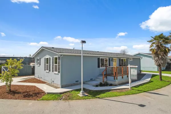 800 Dolan RD 4, Moss Landing, CA 95039