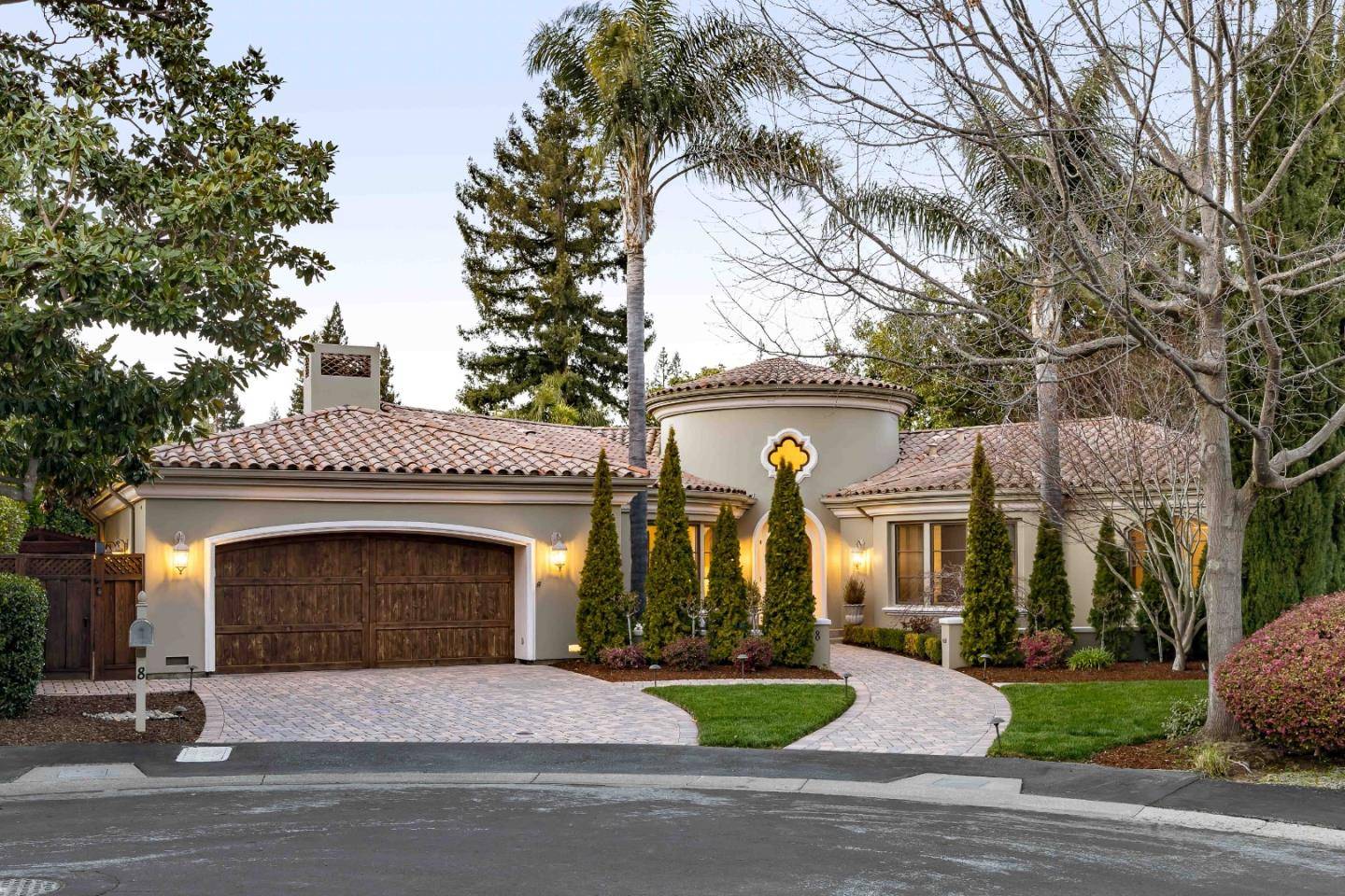 8 Reyna PL, Menlo Park, CA 94025