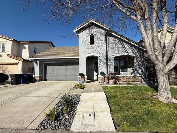 2717 Amir DR, Modesto, CA 95355