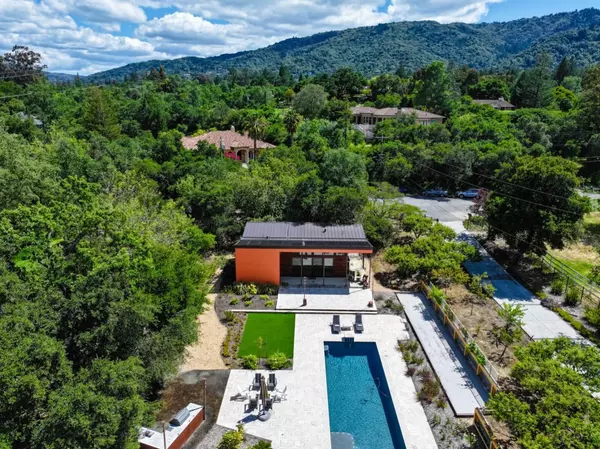 Saratoga, CA 95070,14835 Baranga LN