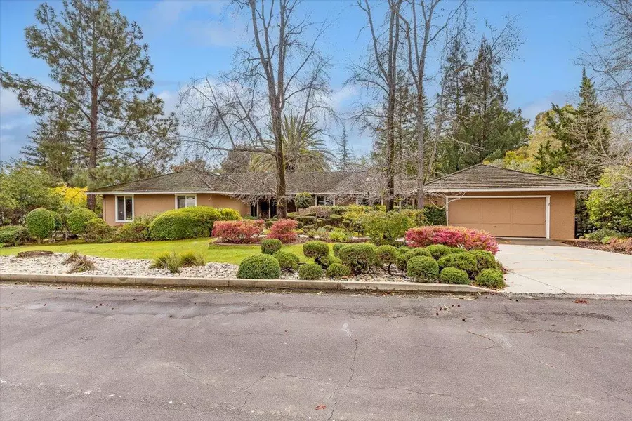 18140 Via Encantada, Monte Sereno, CA 95030