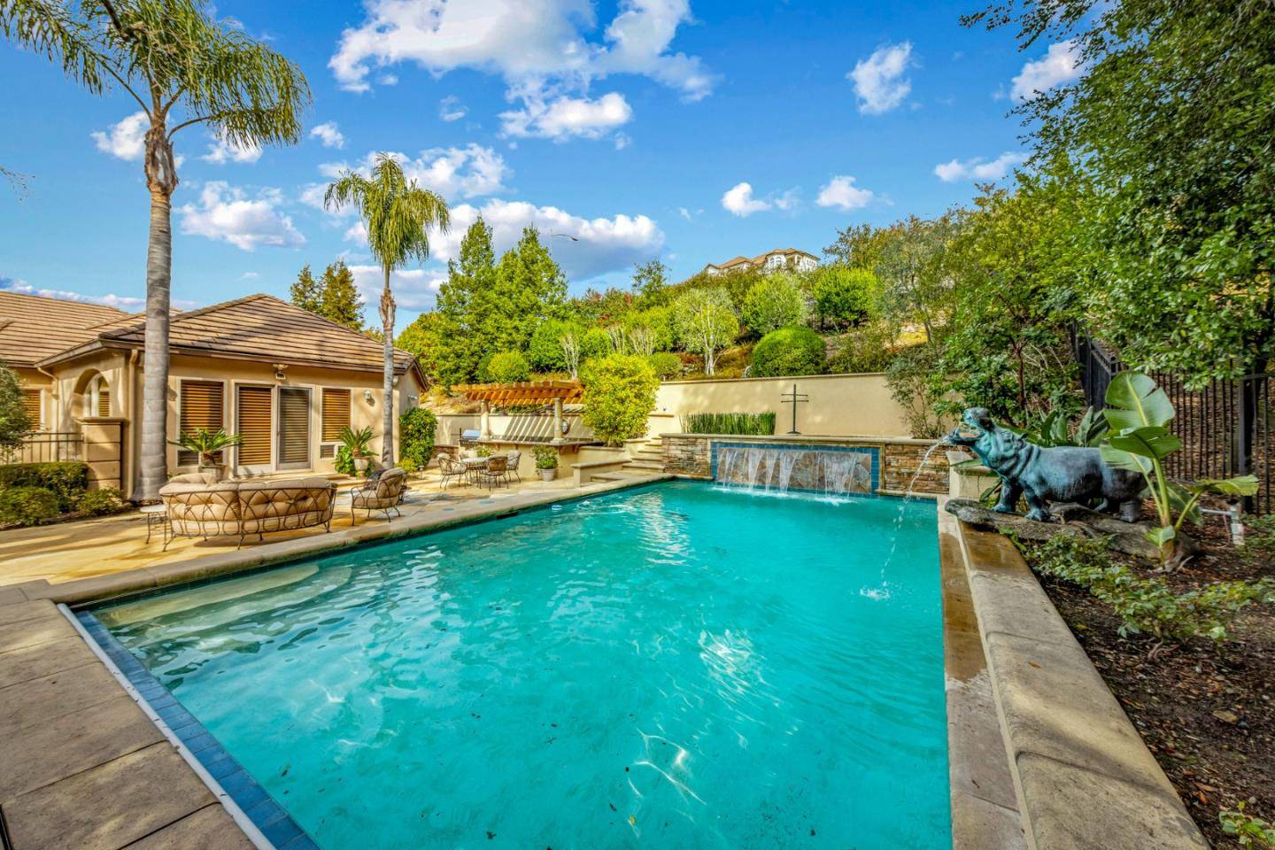 2155 Country DR, Gilroy, CA 95020