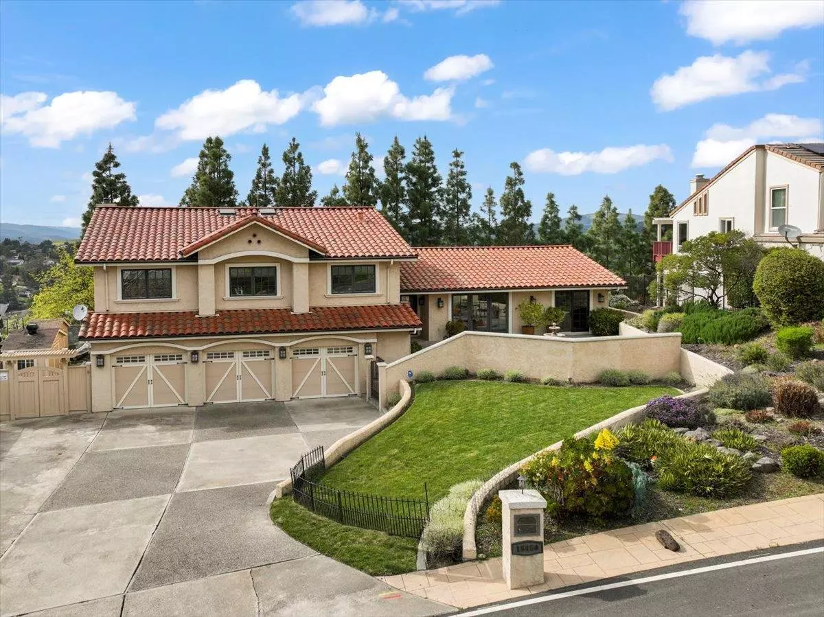 Morgan Hill, CA 95037,15850 Jackson Oaks DR