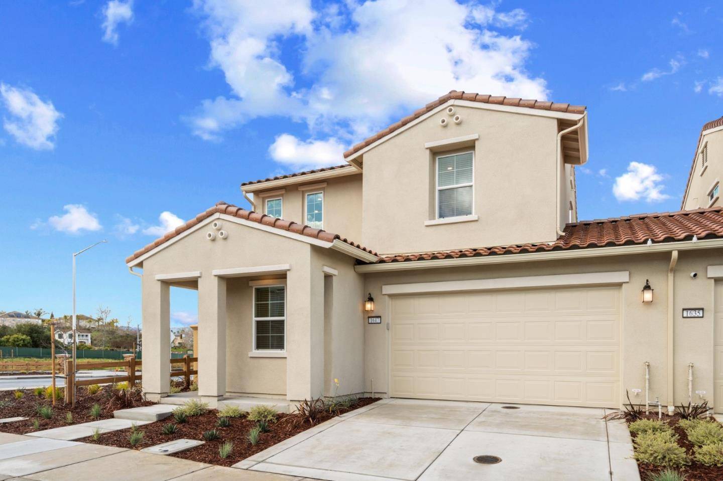 Gilroy, CA 95020,1647 Greeley WAY