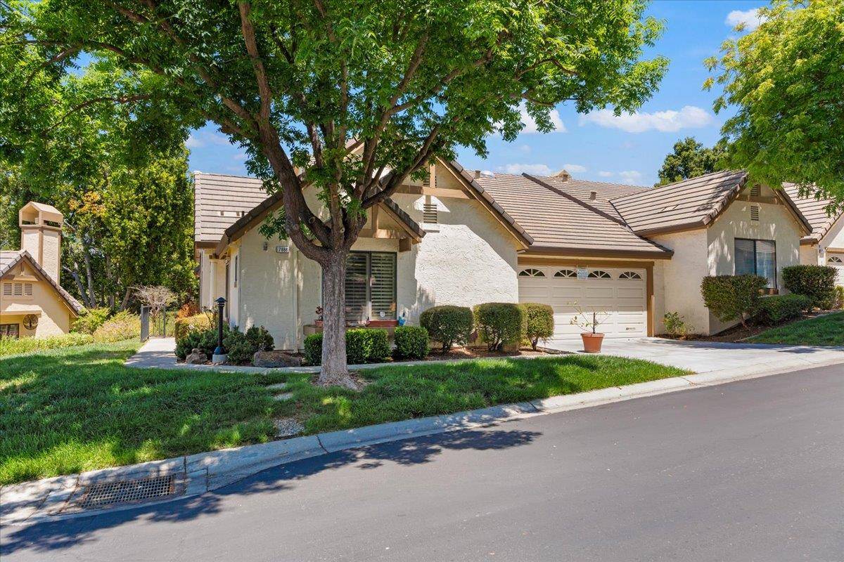 7886 Moorfoot CT, San Jose, CA 95135