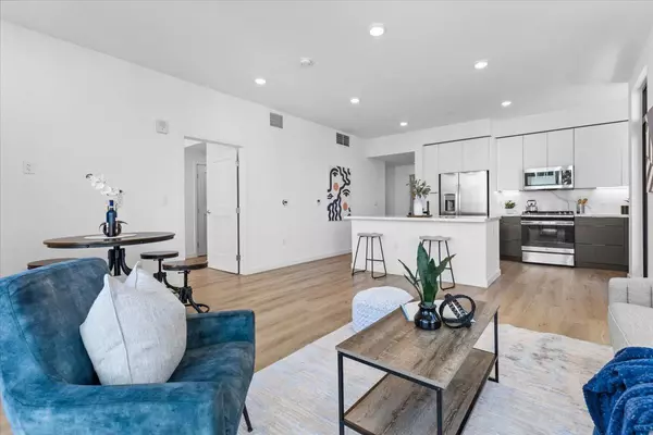 52 Kirkwood AVE 308, San Francisco, CA 94124