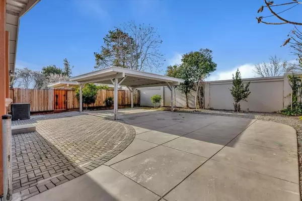 San Jose, CA 95127,3399 E Hills DR