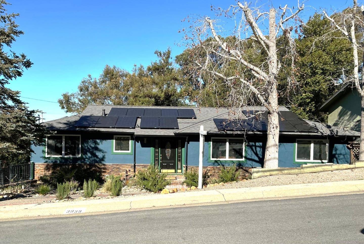 3939 Kingridge DR, San Mateo, CA 94403