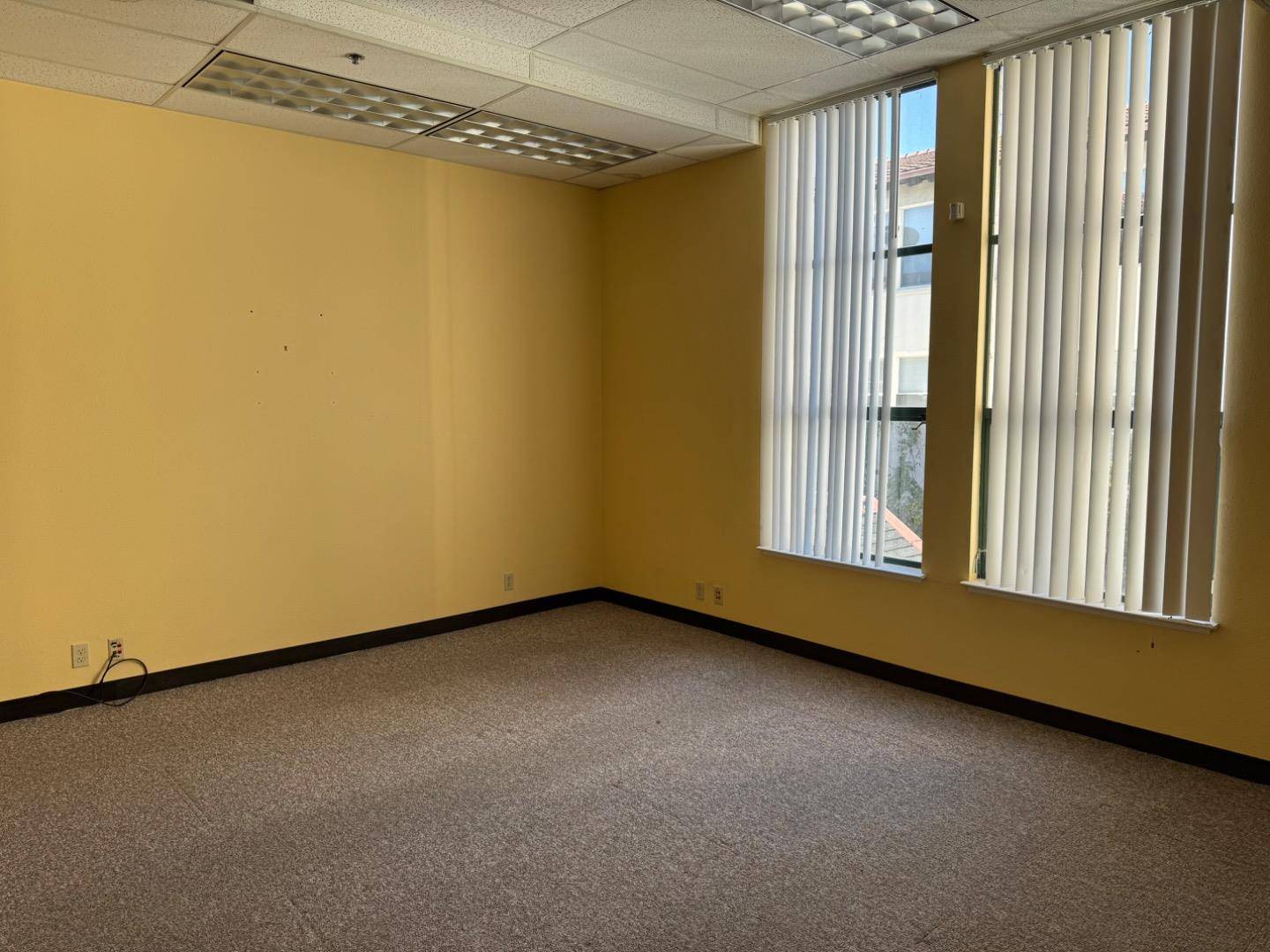Santa Cruz, CA 95060,111 Cooper ST