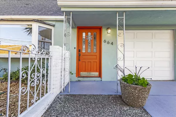 664 Claridge DR, Pacifica, CA 94044