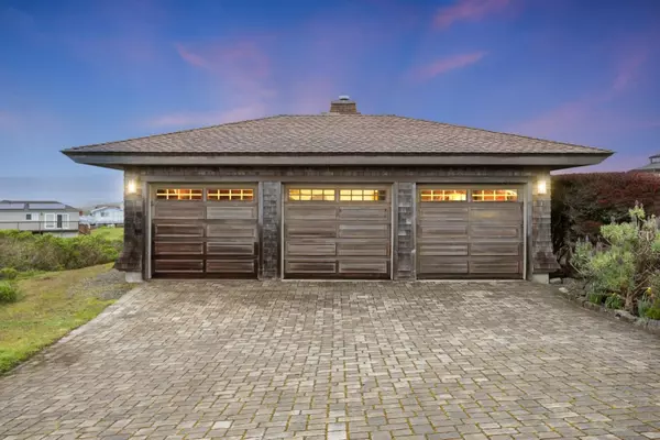 Dillon Beach, CA 94929,10 Maui LN