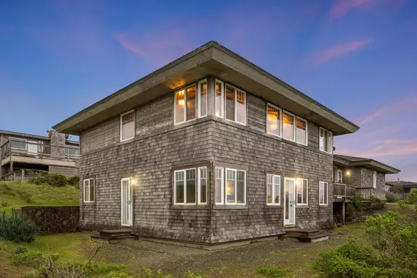 Dillon Beach, CA 94929,10 Maui LN