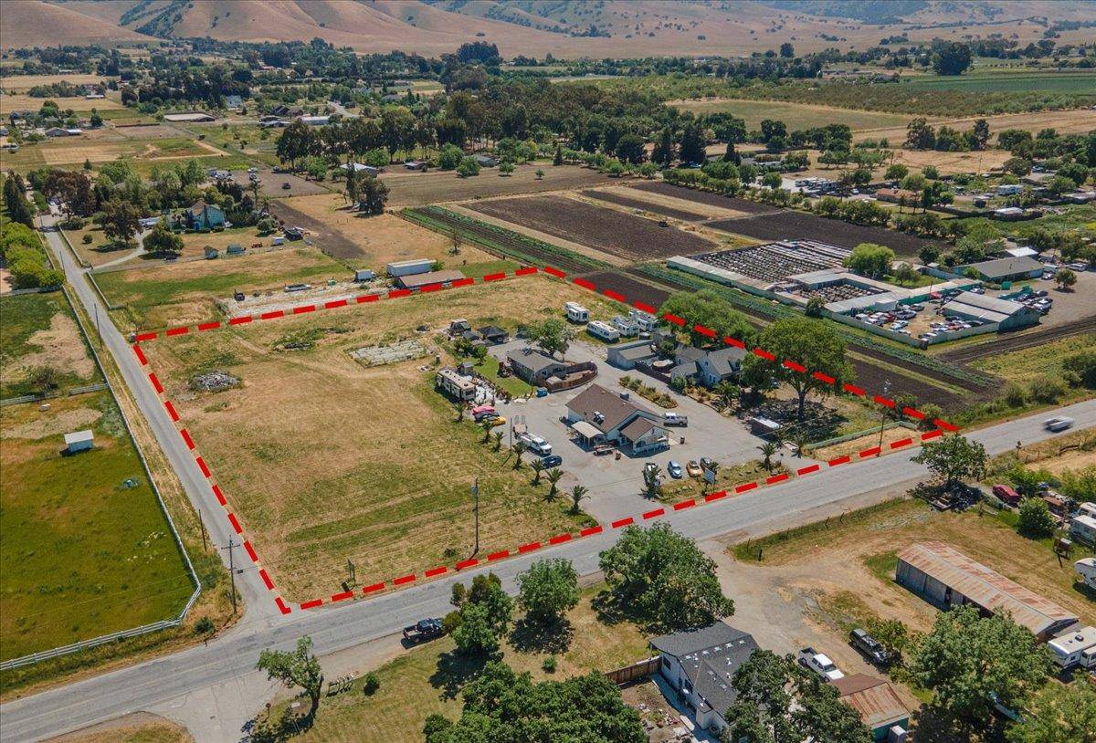 6501 Fairview RD, Hollister, CA 95023