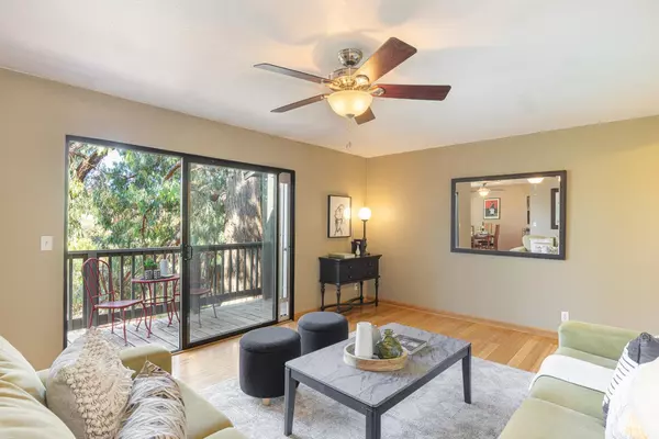 Benicia, CA 94510,900 Cambridge DR 56