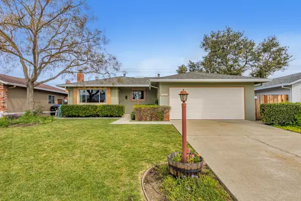 6425 Rainbow DR, San Jose, CA 95129