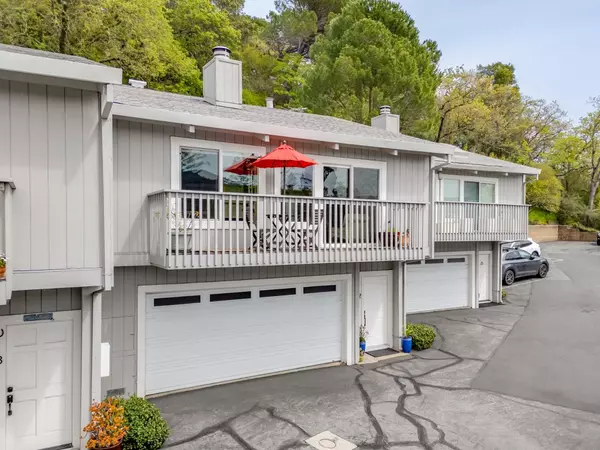 Kentfield, CA 94904,838 Sir Francis Drake BLVD 2