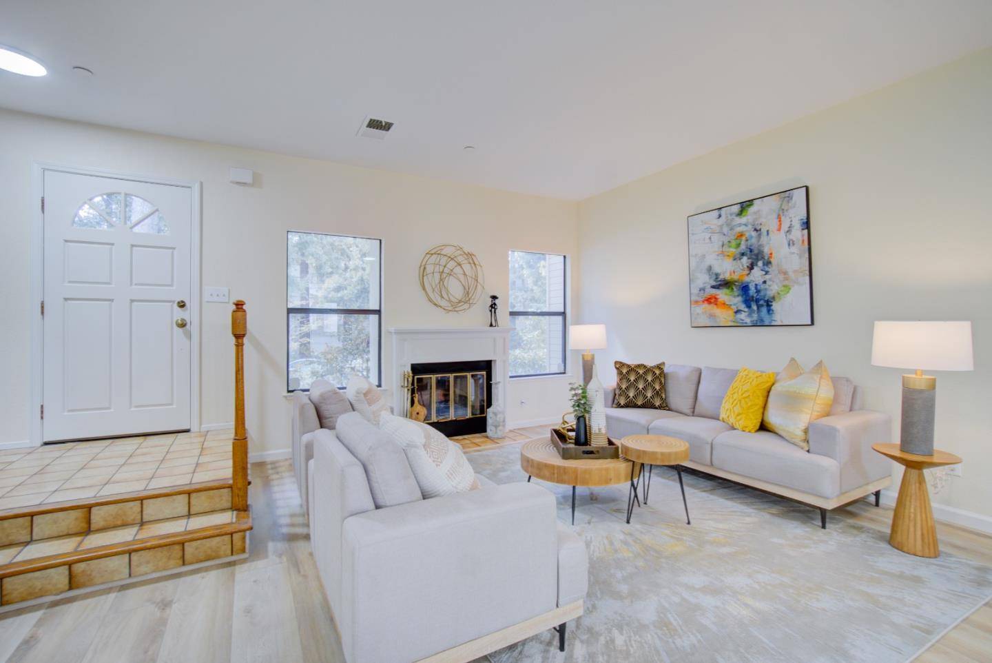 Sunnyvale, CA 94086,926 La Mesa TER F