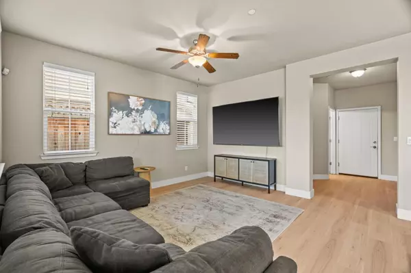 Morgan Hill, CA 95037,16930 Fremont CT