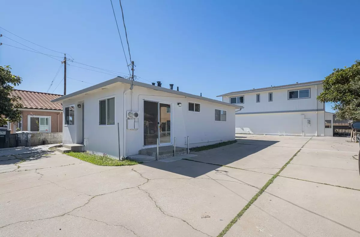 Salinas, CA 93905,903 Rider AVE