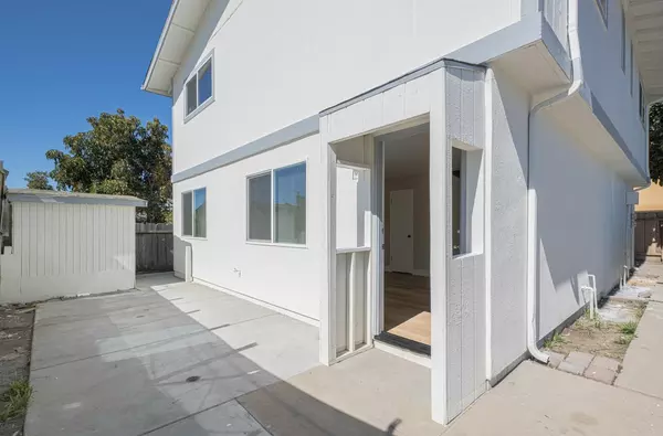 Salinas, CA 93905,903 Rider AVE