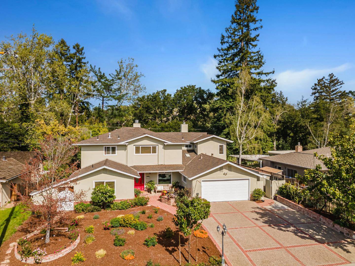 10500 Creston DR, Los Altos, CA 94024