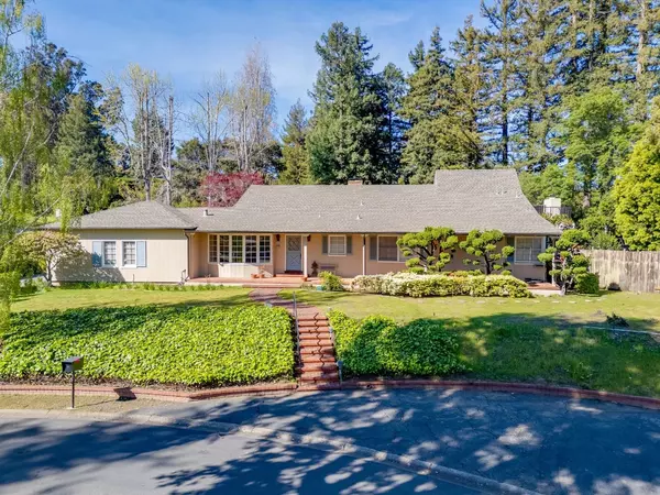 Hillsborough, CA 94010,680 Fairway CIR