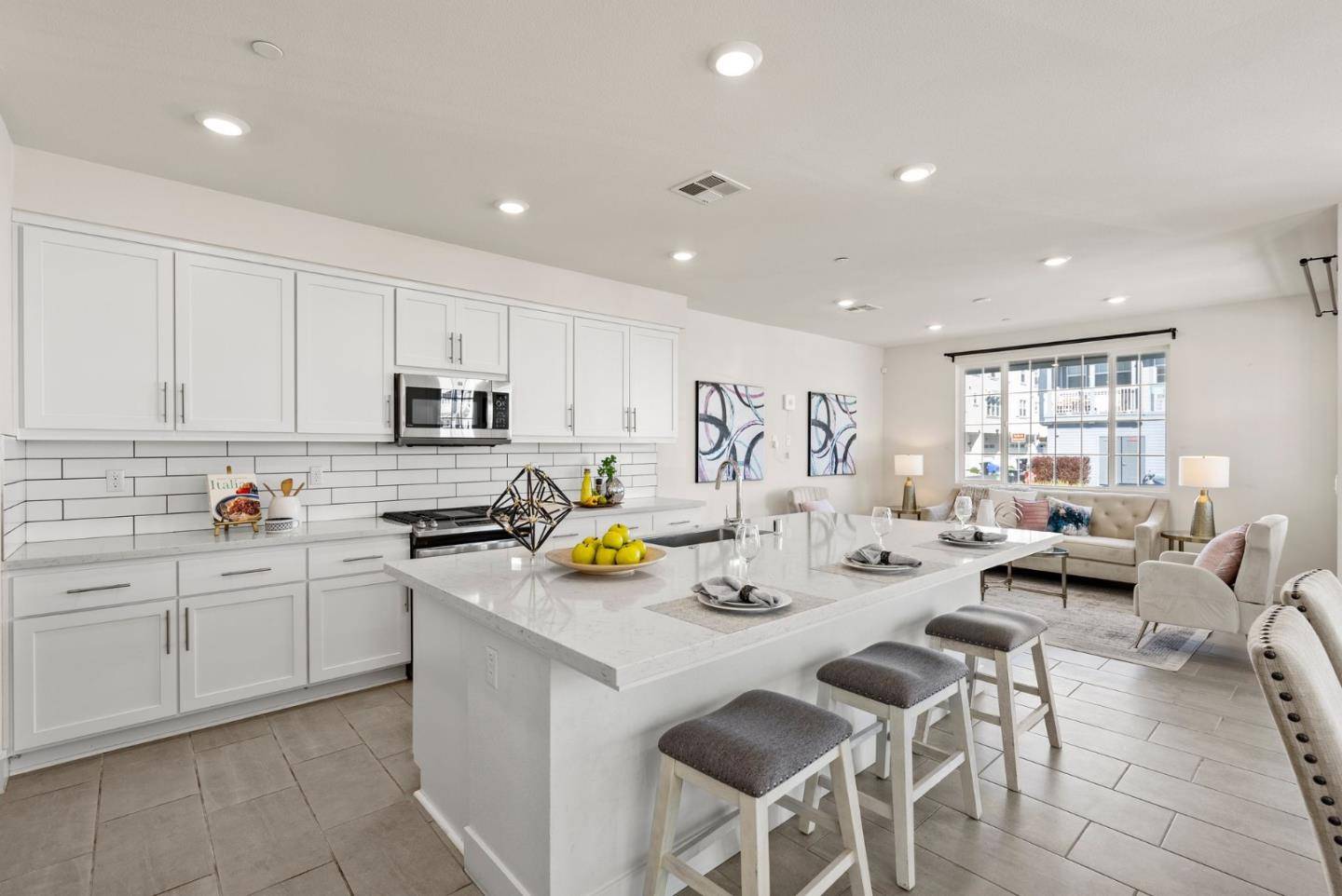 Newark, CA 94560,9476 Seawind WAY